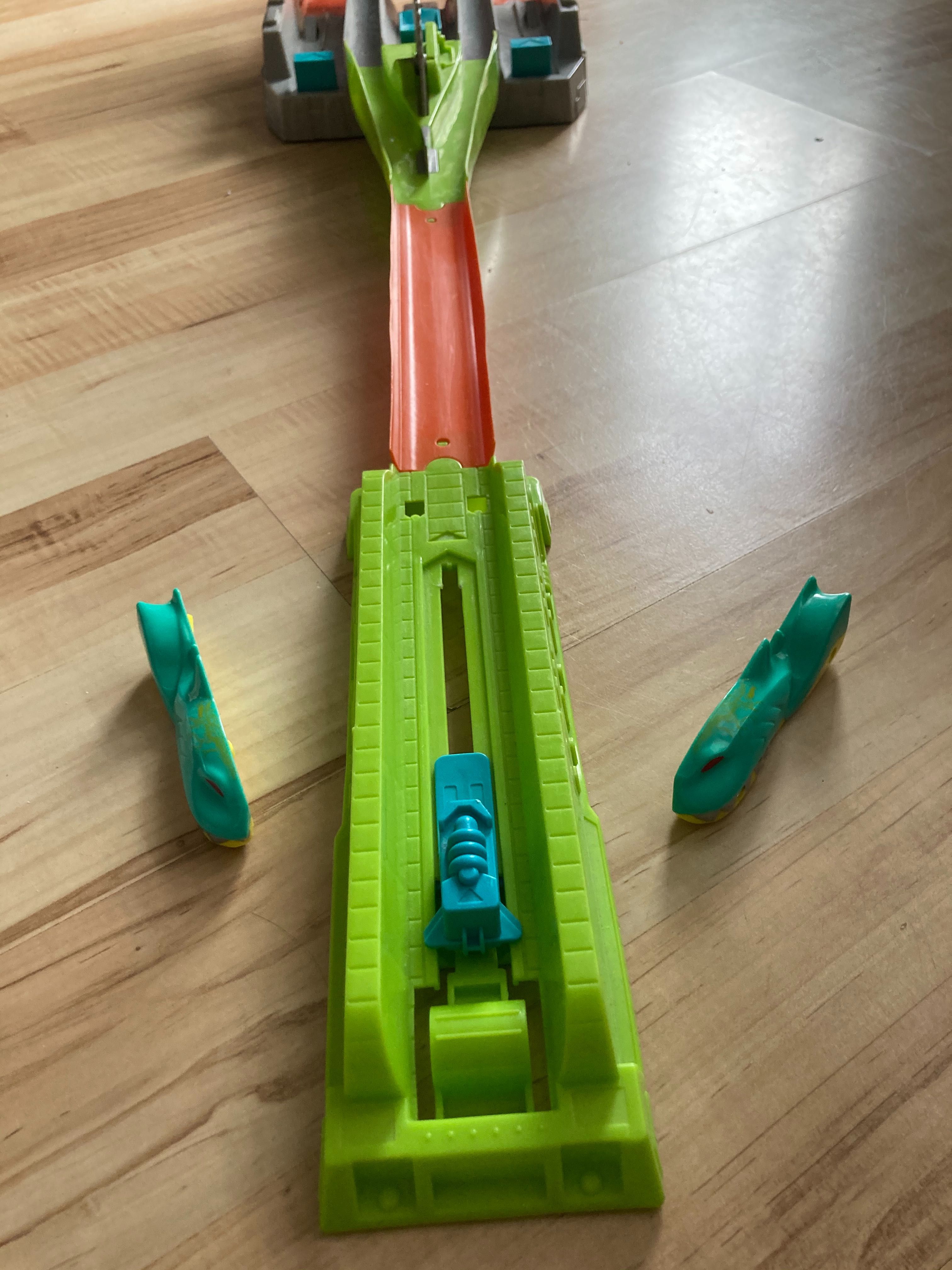 Hot wheels magnesiaki tor przecinarka