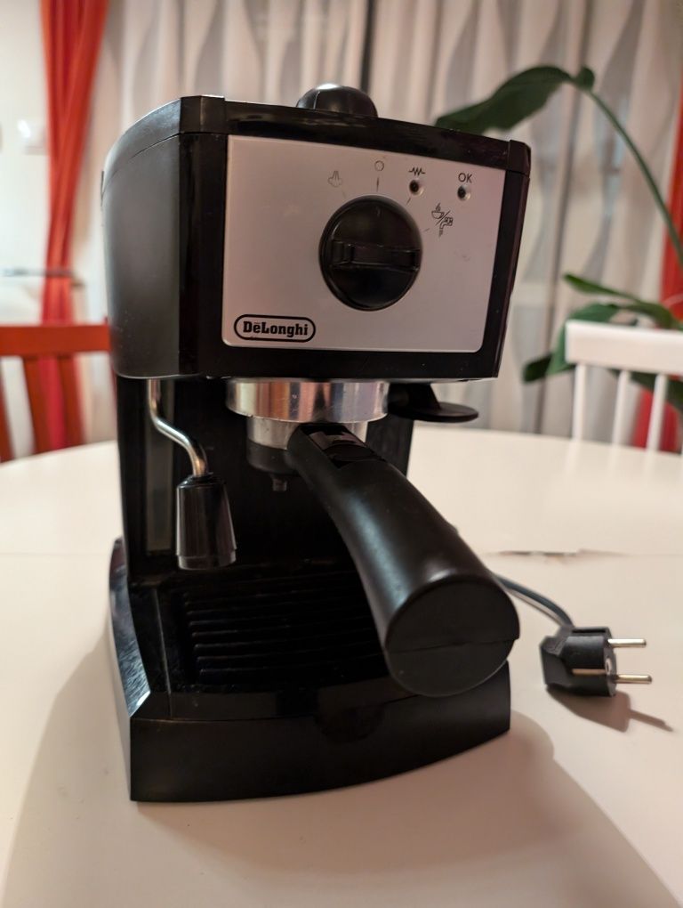 Ekspres do kawy DeLonghi