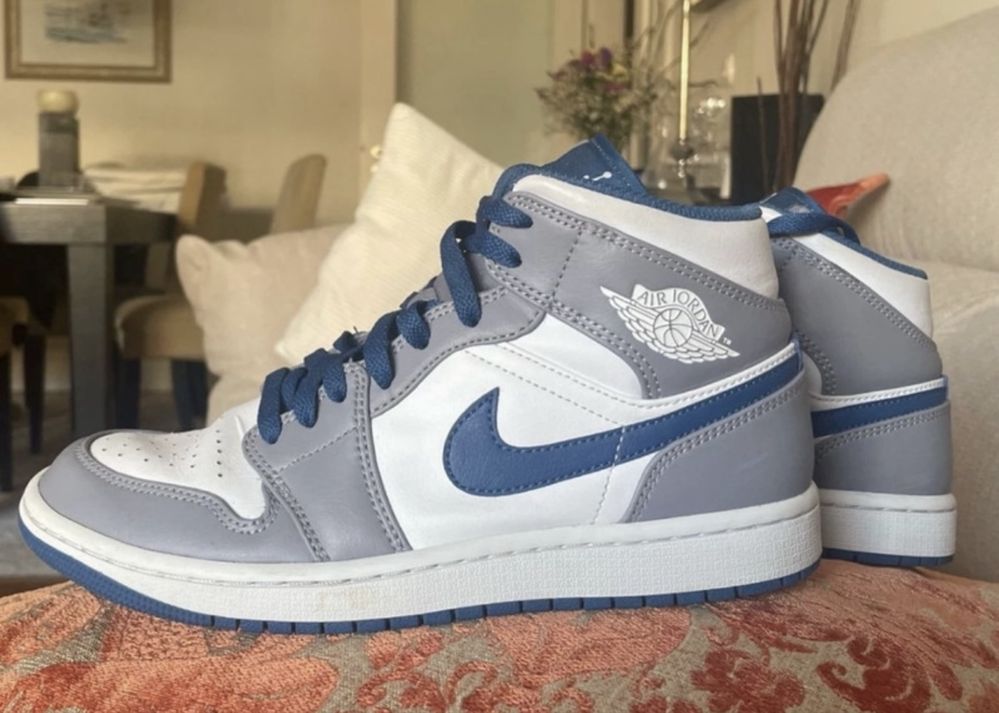 Air Jordan 1 Mid Paris - Tamanho 40