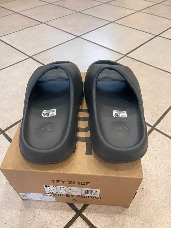 *NoweAdidas YeezySlideGreyButy*Bardzo przystępna 46