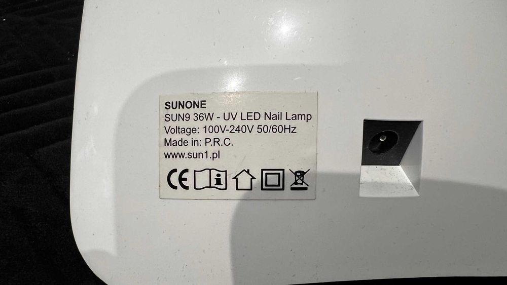 Ledowa lampa UV do paznokci