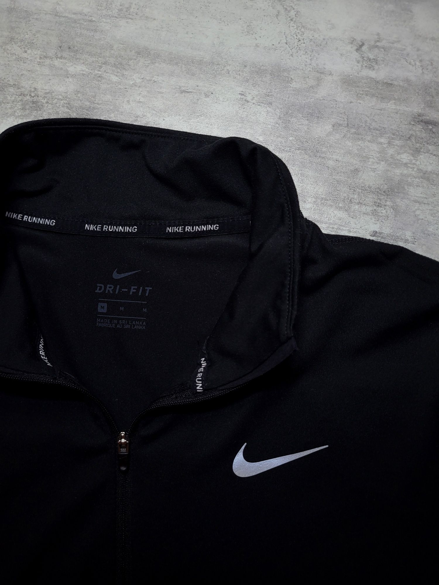 Жіноча спортивна кофта(лонгслів) nike running element women's 1/2-zip