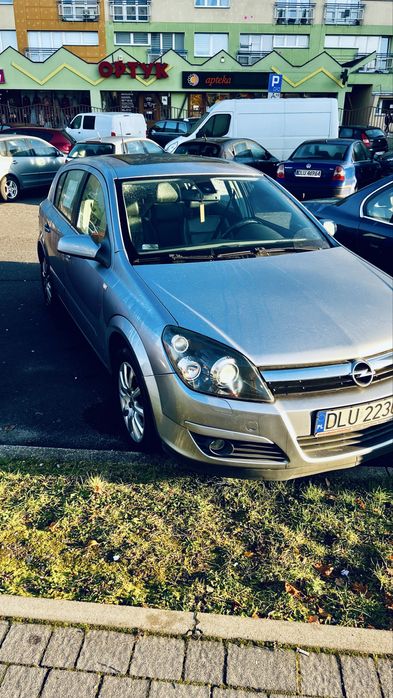 Opel Astra H 2004 rok 1,8 benzyna automat bogate wyposażenie