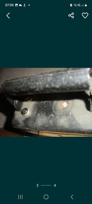 PKP stara popielniczka i lampa kolejowa.