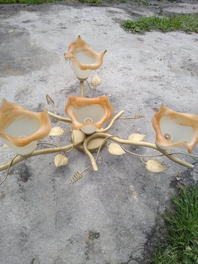 Żyrandol lampa światło