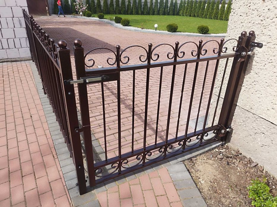 Bramy, ogrodzenia, balustrady