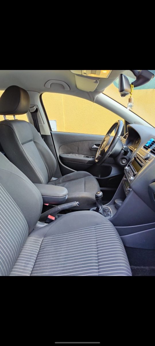 Vendo VW Polo 1.6 TDI Confortline