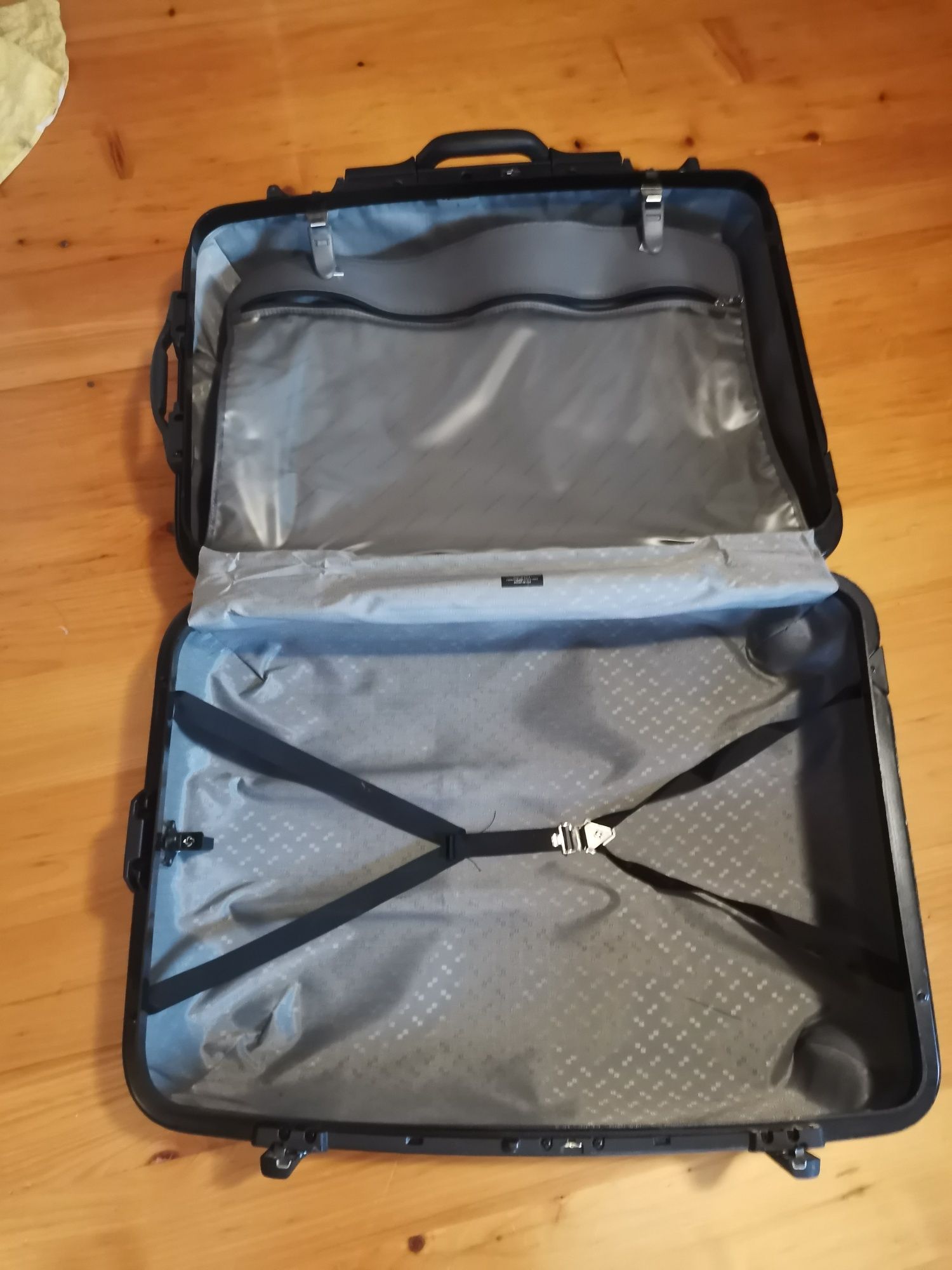 Bardzo duża walizka SAMSONITE