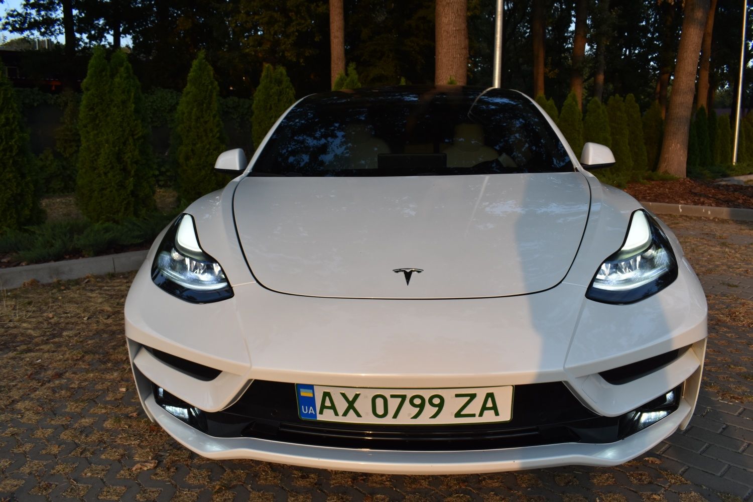 Продам Tesla Model 3