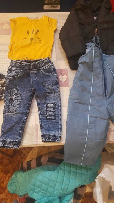 Продам большой пакет детской одежды