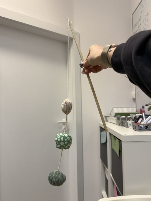 Zabawka dla kotka kota kij kijek wedka