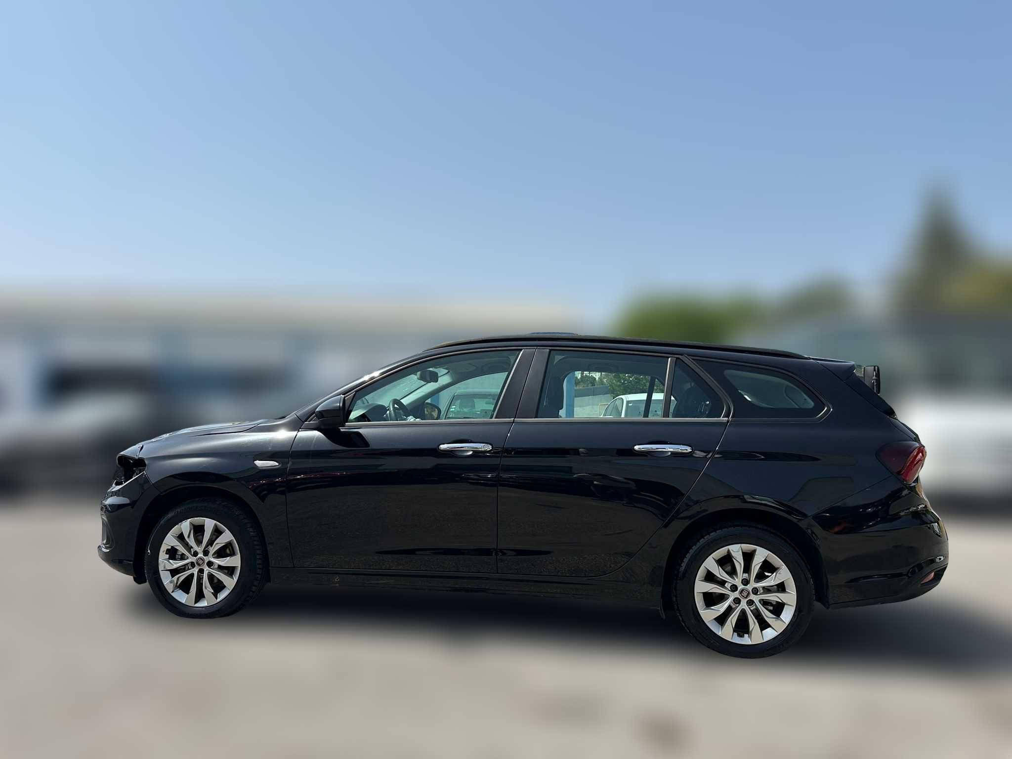 Fiat Tipo 1.3 D SW de 2019 Salvado