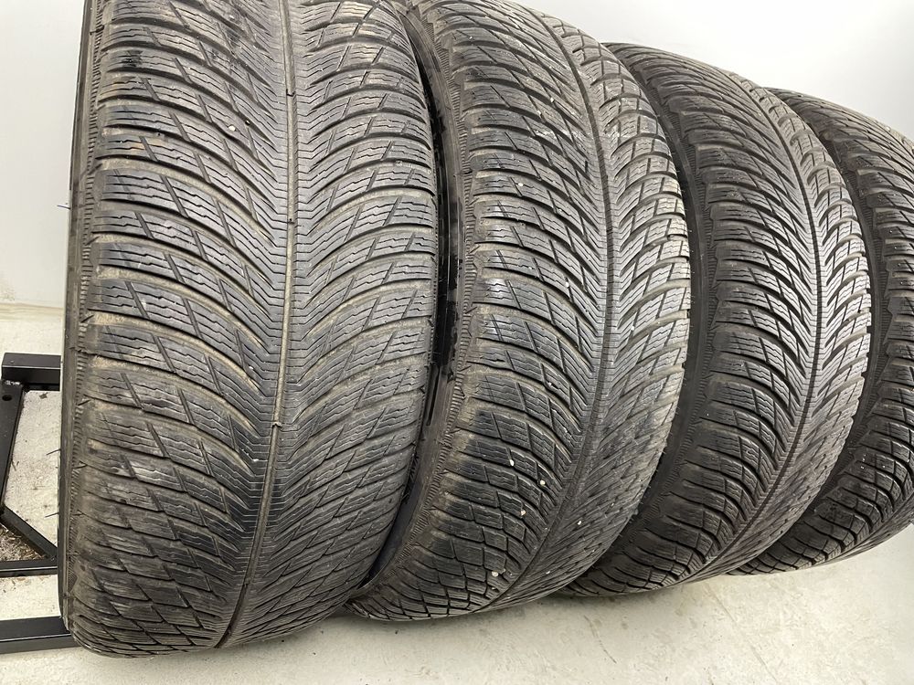 235/50R19 103H Michelin Pilot Alpin 5 AO