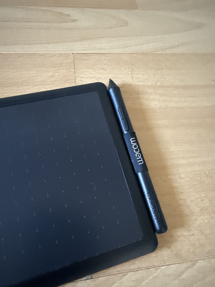 One by Wacom tablet graficzny