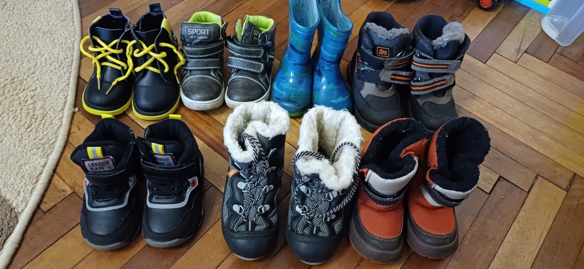 Дитяче взуття, ботинки, кросівки,черевички,гумачки