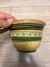 mała doniczka ceramiczna szkliwiona ręcznie malowana