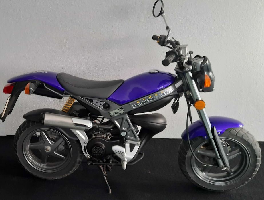 Mini Suzuki 1991 Street Magic