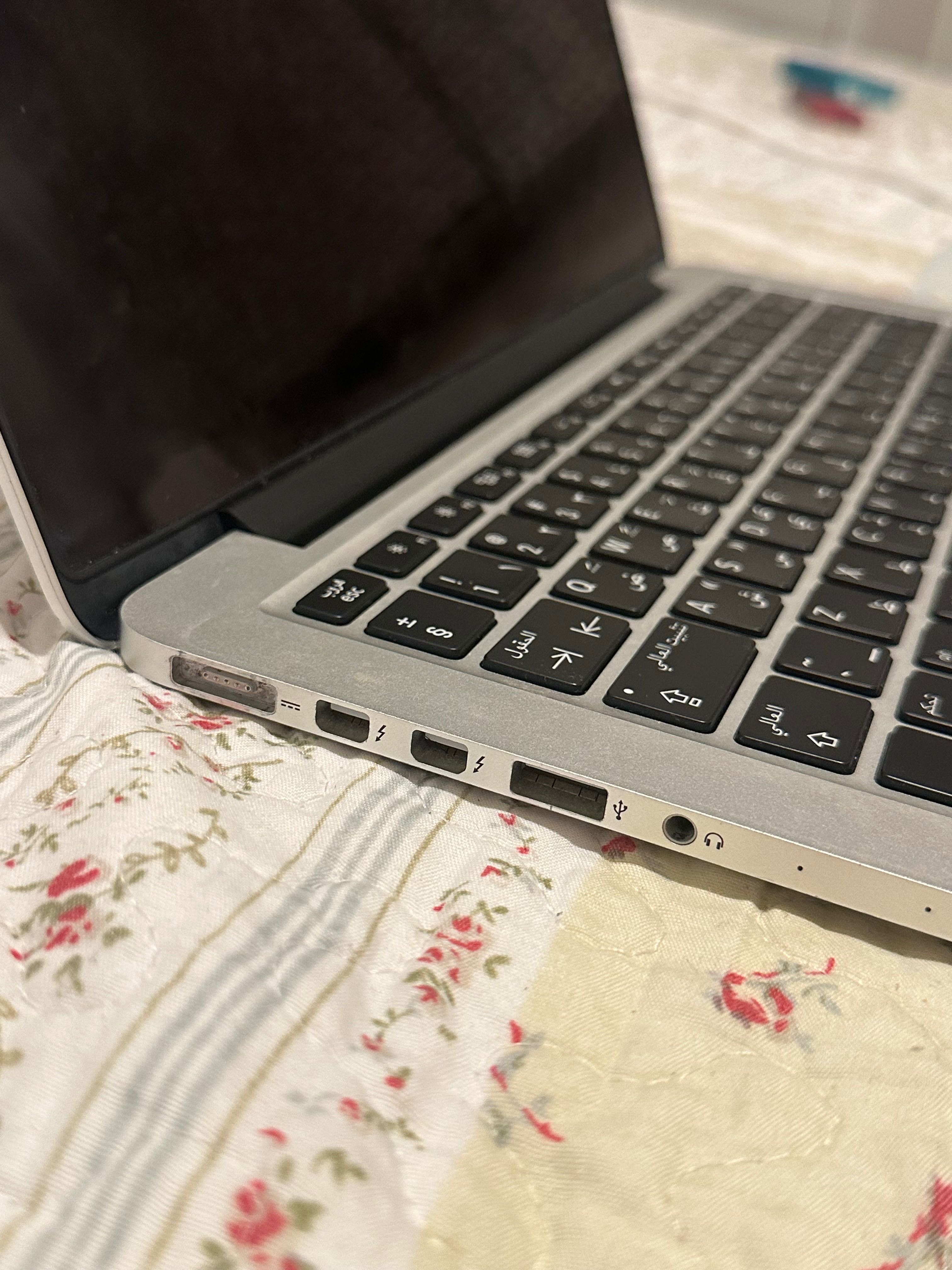 MacBook Pro (Retina, 13-inch, Mid 2014)