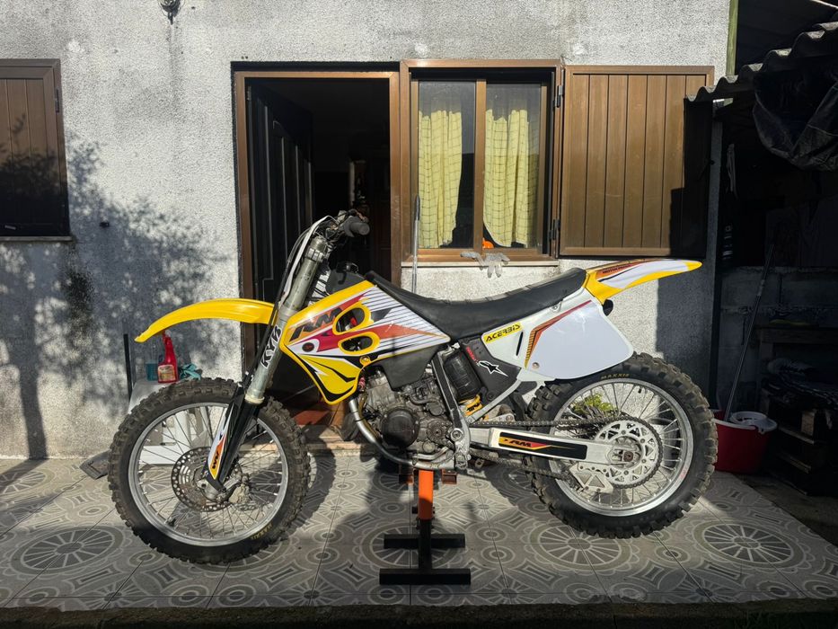 Moto cross suzuki 125 RM
