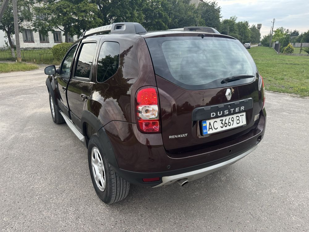 Renault Duster 4+4 2016