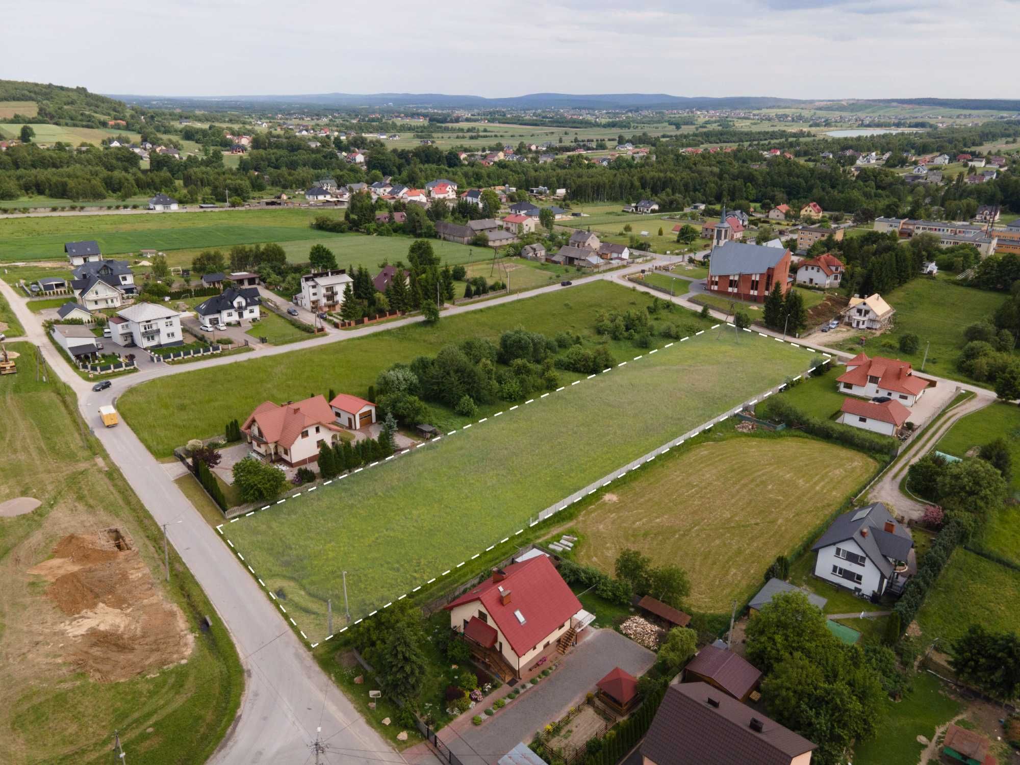 Ustawna duża działka budowlana 5552 m² – Bęczków, gm. Górno – z MPZP