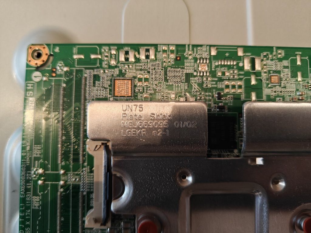 Материнська плата LG MGJ669095 EAX/69083/603 (1.0)