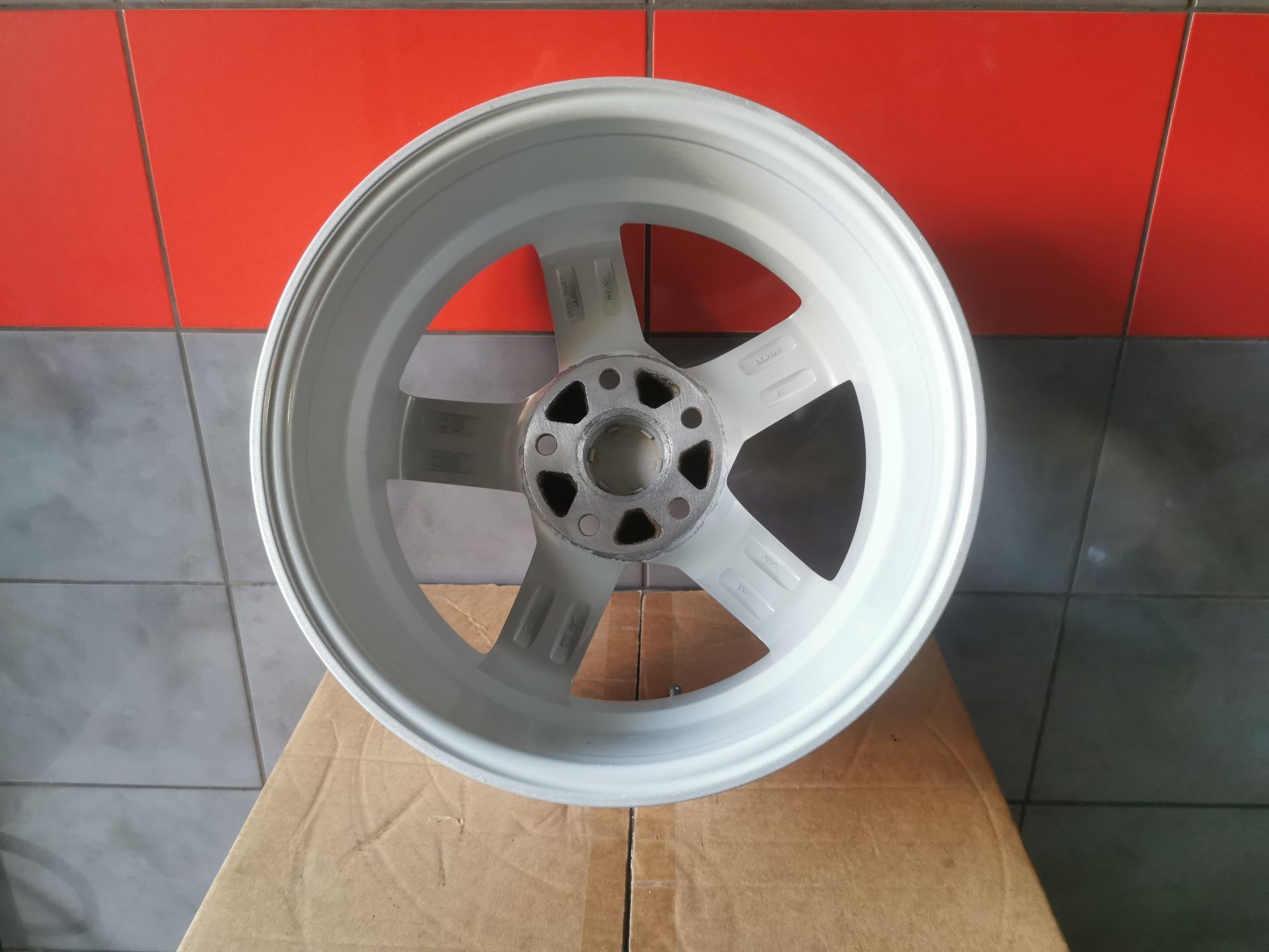 Felgi 16" 5x114,3 Toyota Yaris Kia Suzuki