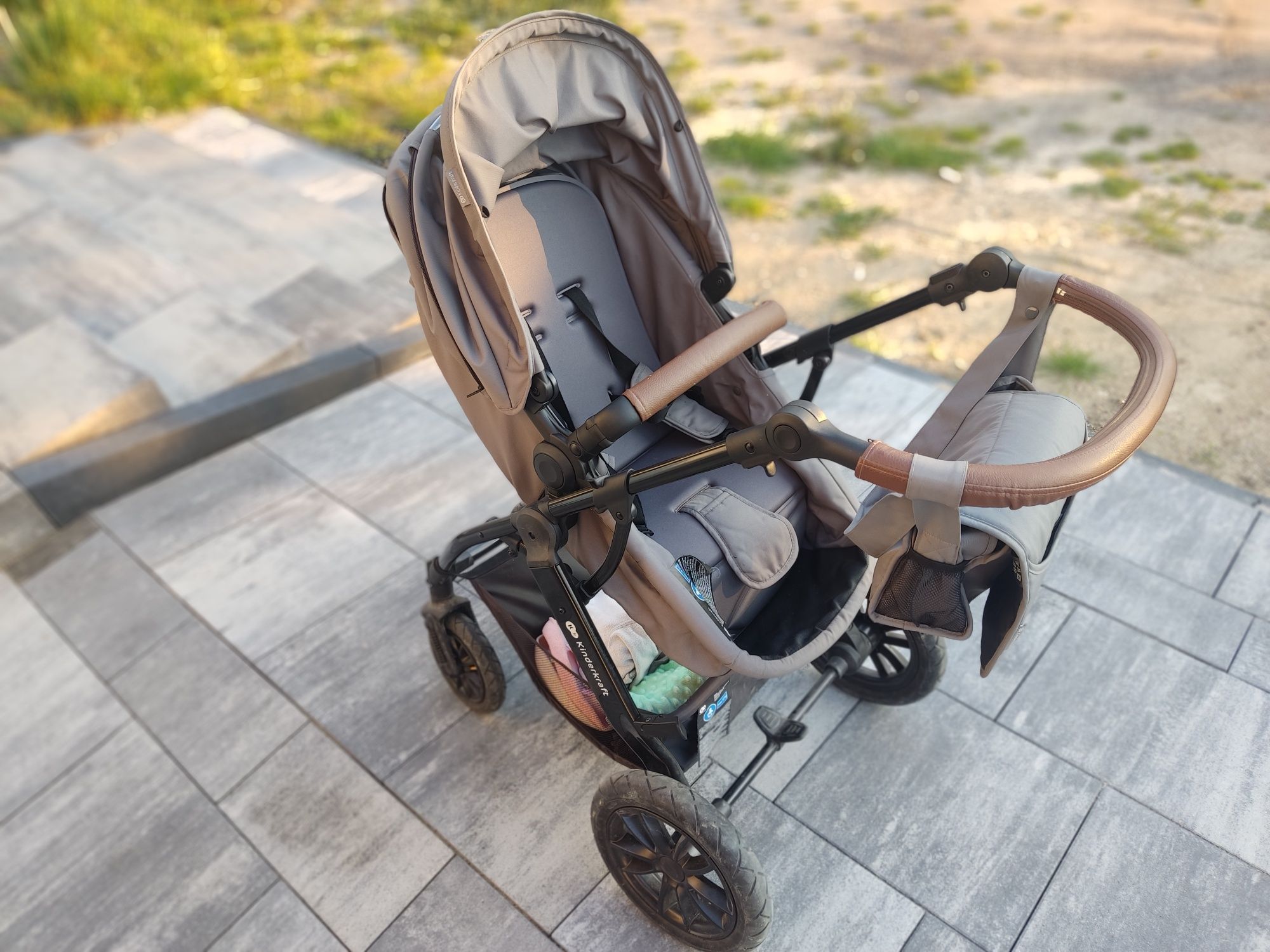 Wózek dziecięcy KINDERKRAFT MOOV wielofunkcyjny 3W1