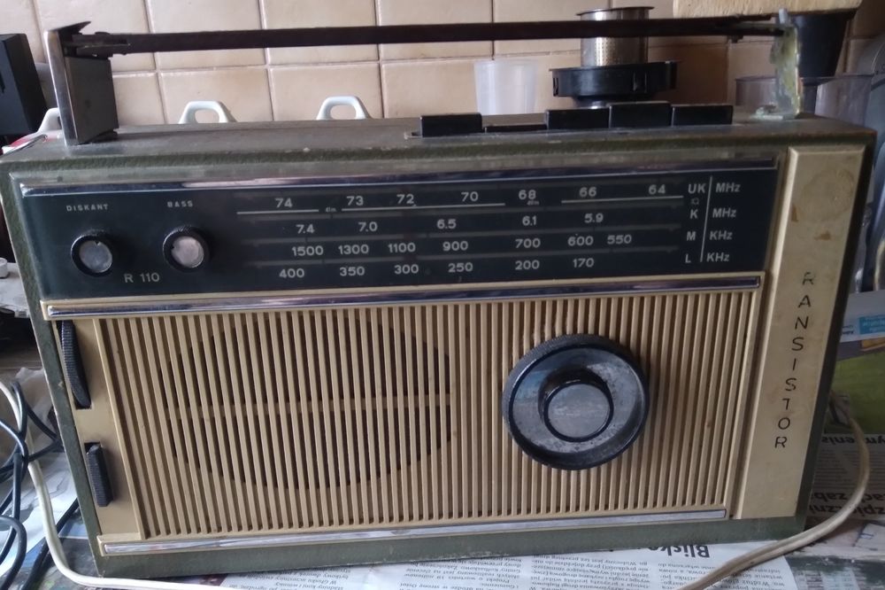 Antyczne radio Transistor Stern R - 110 Vintage DDR