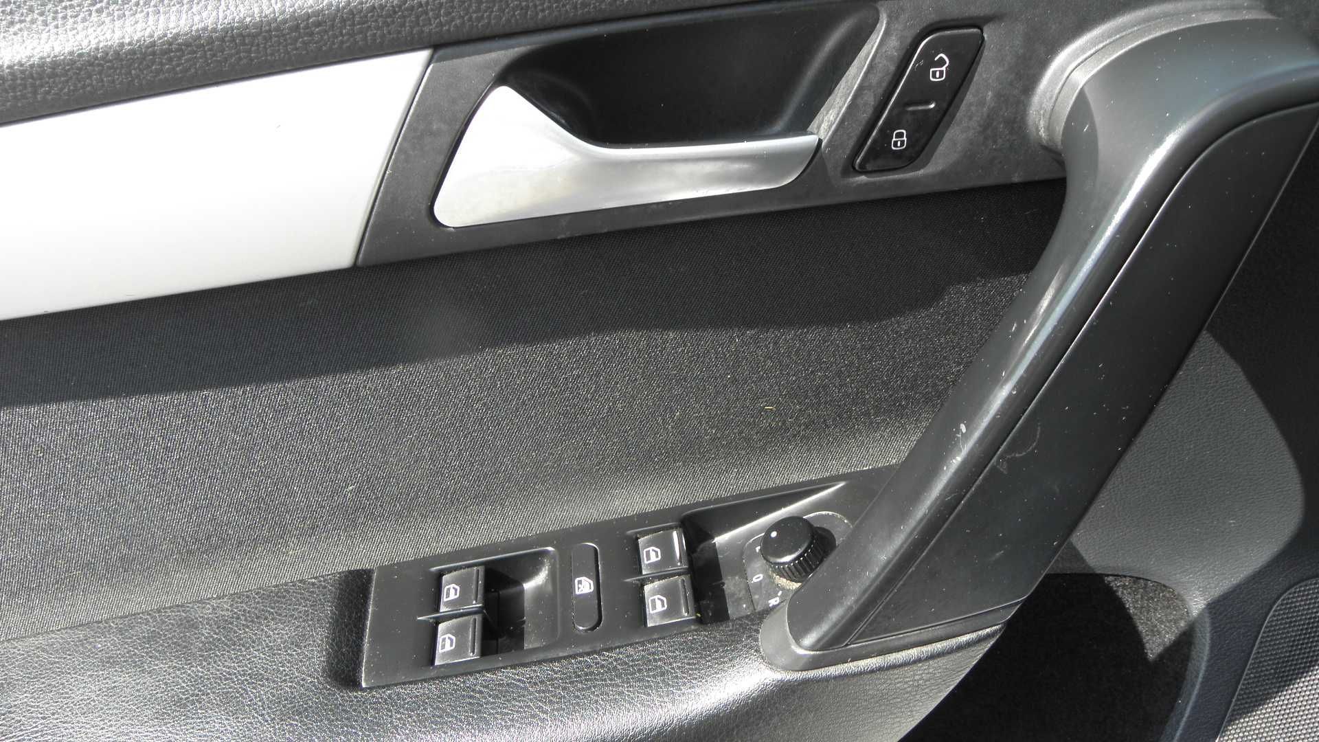 VW Passat 2.0 TDI  B-7  140KM - Navi - Klima -Bezwypadkowy