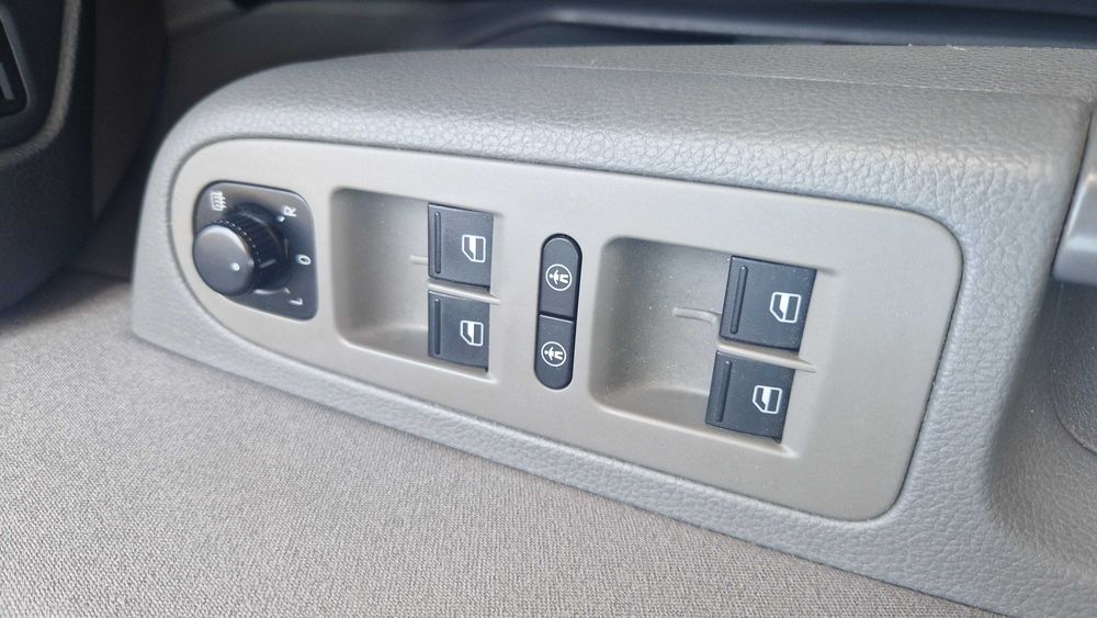 SEAT Alhambra 2.0 TDI Style - monovolume 7 lugares -Versão de 177cv!