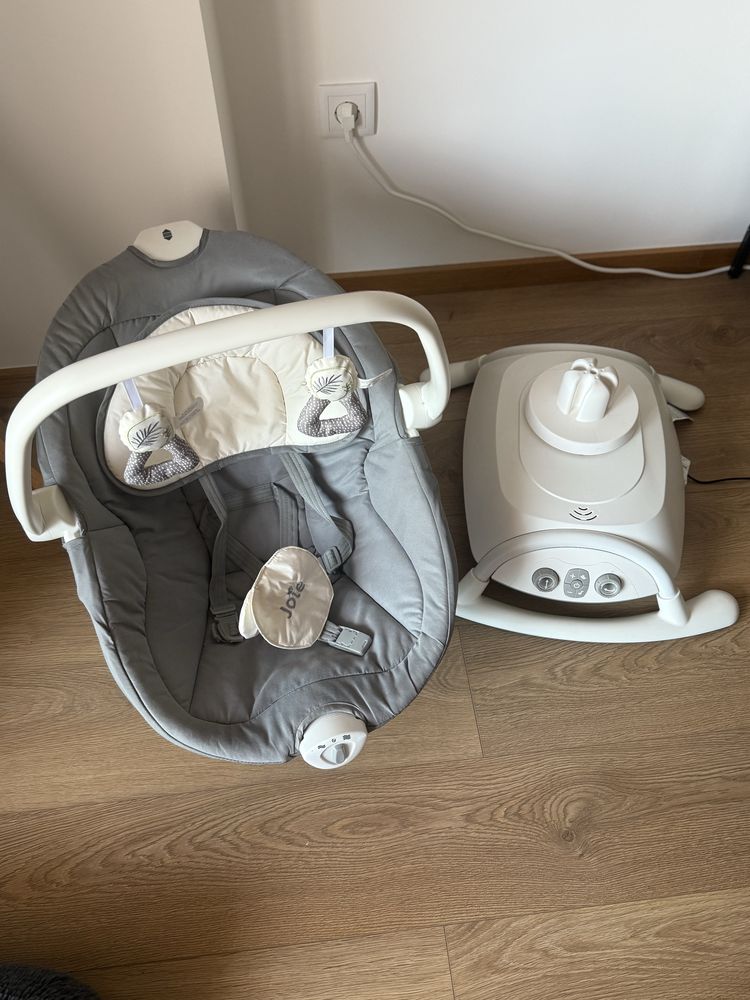 Baloiço de bebé - Joie Sansa 2 in 1