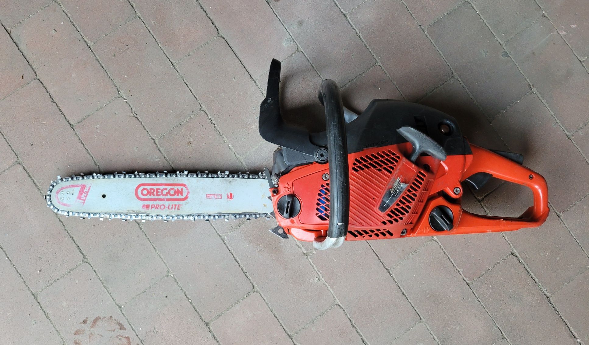 Piła spalinowa Jonsered CS2250