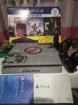 Sony playstation PS 4 slim 1 TB. star wars limited edition.