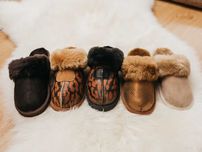 Kapcie ze Skór Owczych Wełniane PRODUCENT Slippers Made Sheepskin