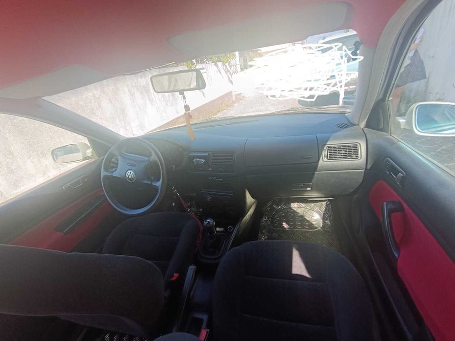 Volkswagen Golf 4 – 1.4 16v (75cv)