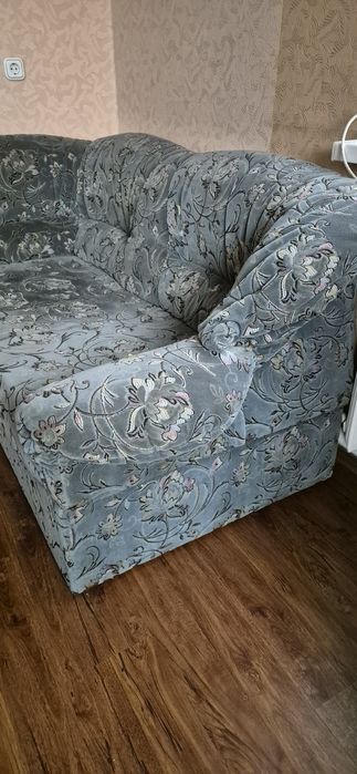 Продам диван кутовий