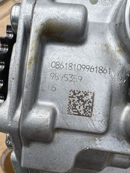 BMW M340i G20 G21 Pompa oleju METALOWA olejowa nowy typ