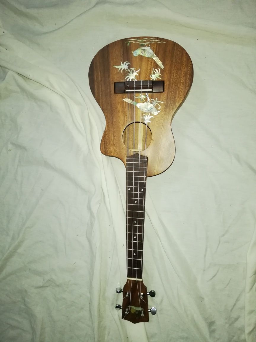 Ukulele tenor de alta qualidade