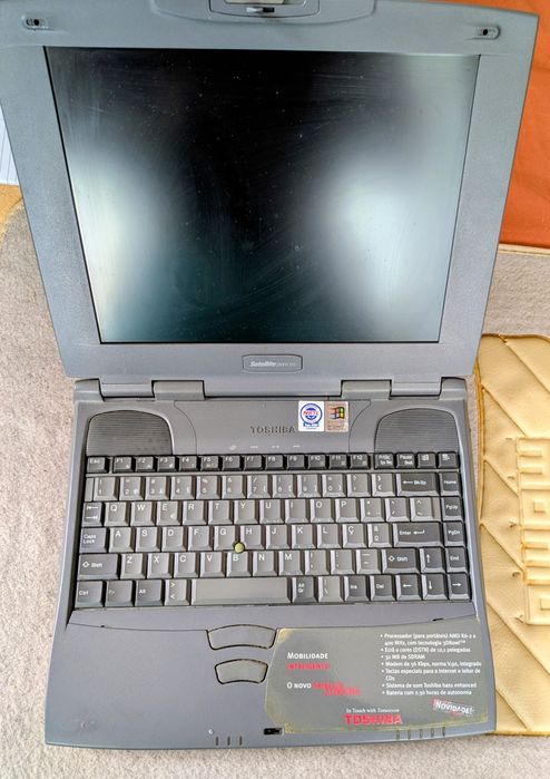 Toshiba Satellite 2100CDS e Compaq Armada 1120