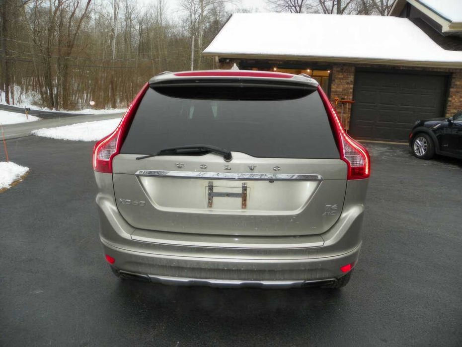 Volvo XC60 T6 Premier Plus      2015