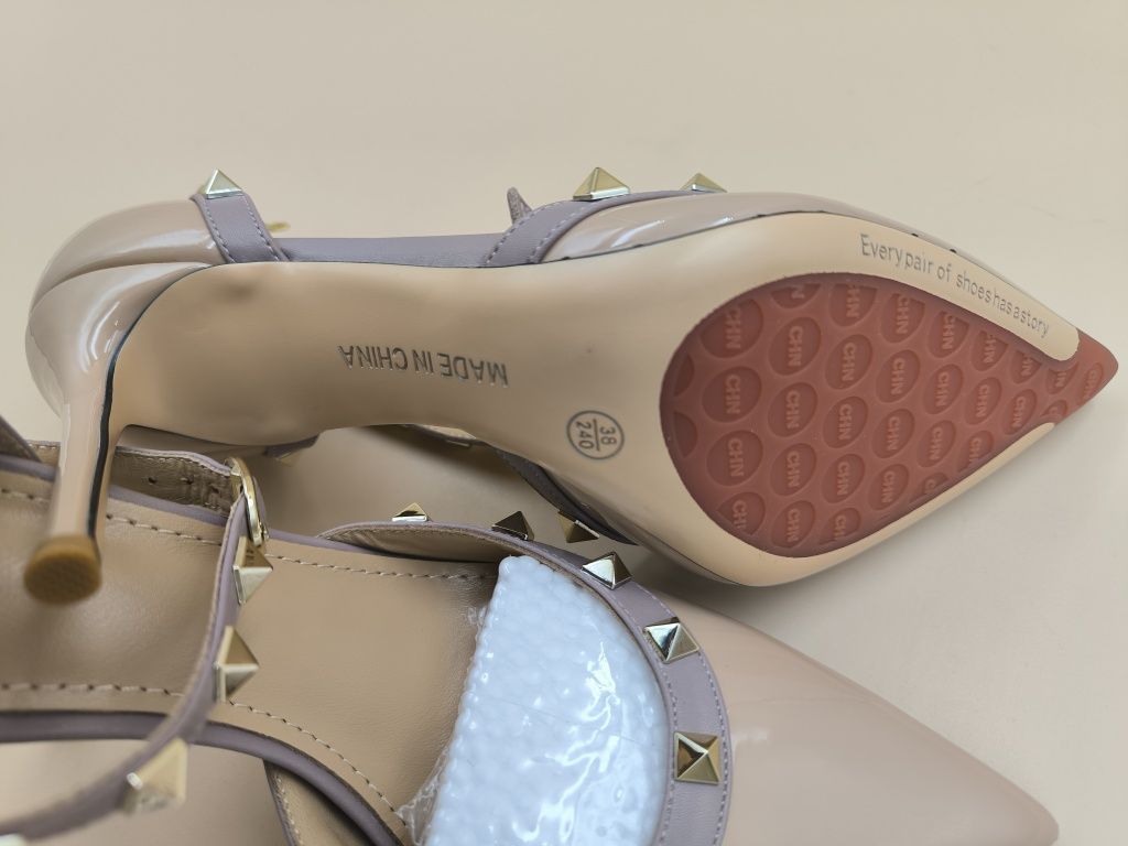 Szpilki czółenka rozmiar 38 23,6-24 cm Nowe.