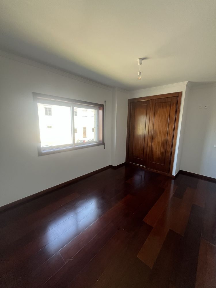 Apartamento T2 r/c preparardo para pessoas com mobilidade reduzida