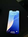 Sprzedam iPhone 13 256 GB – świetny stan + kilka etui w zestawie!
