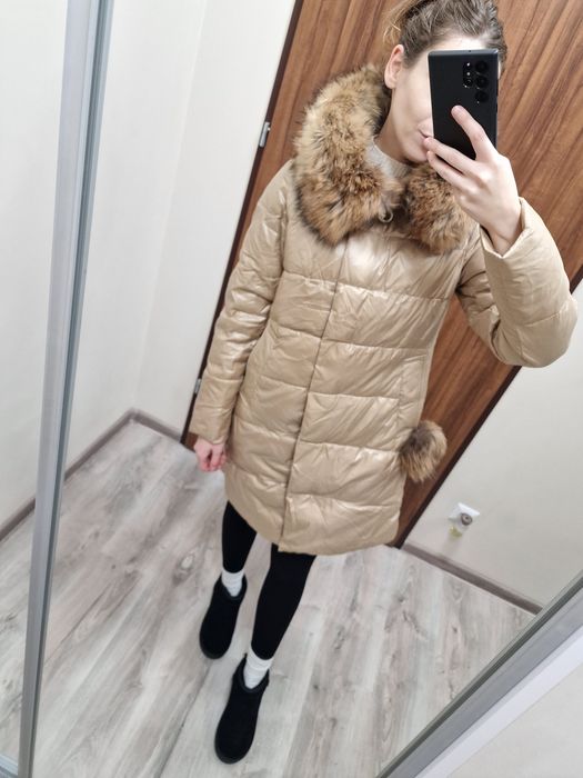 Kurtka beżowa zimowa z futrem naturalnym z lisa