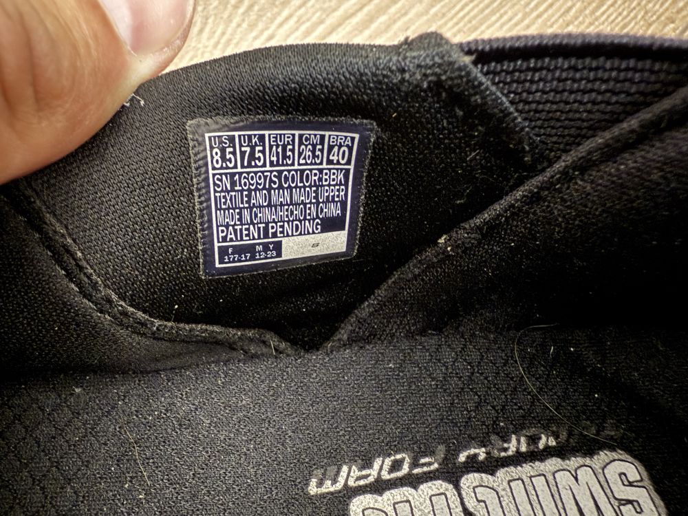 Мокасіни skechers 42 розмір в ідеальному стані