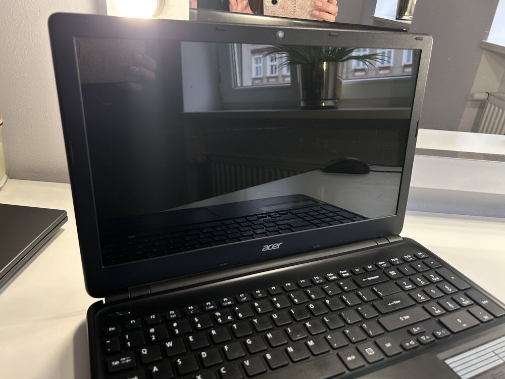 Laptop Acer Aspire E1 series