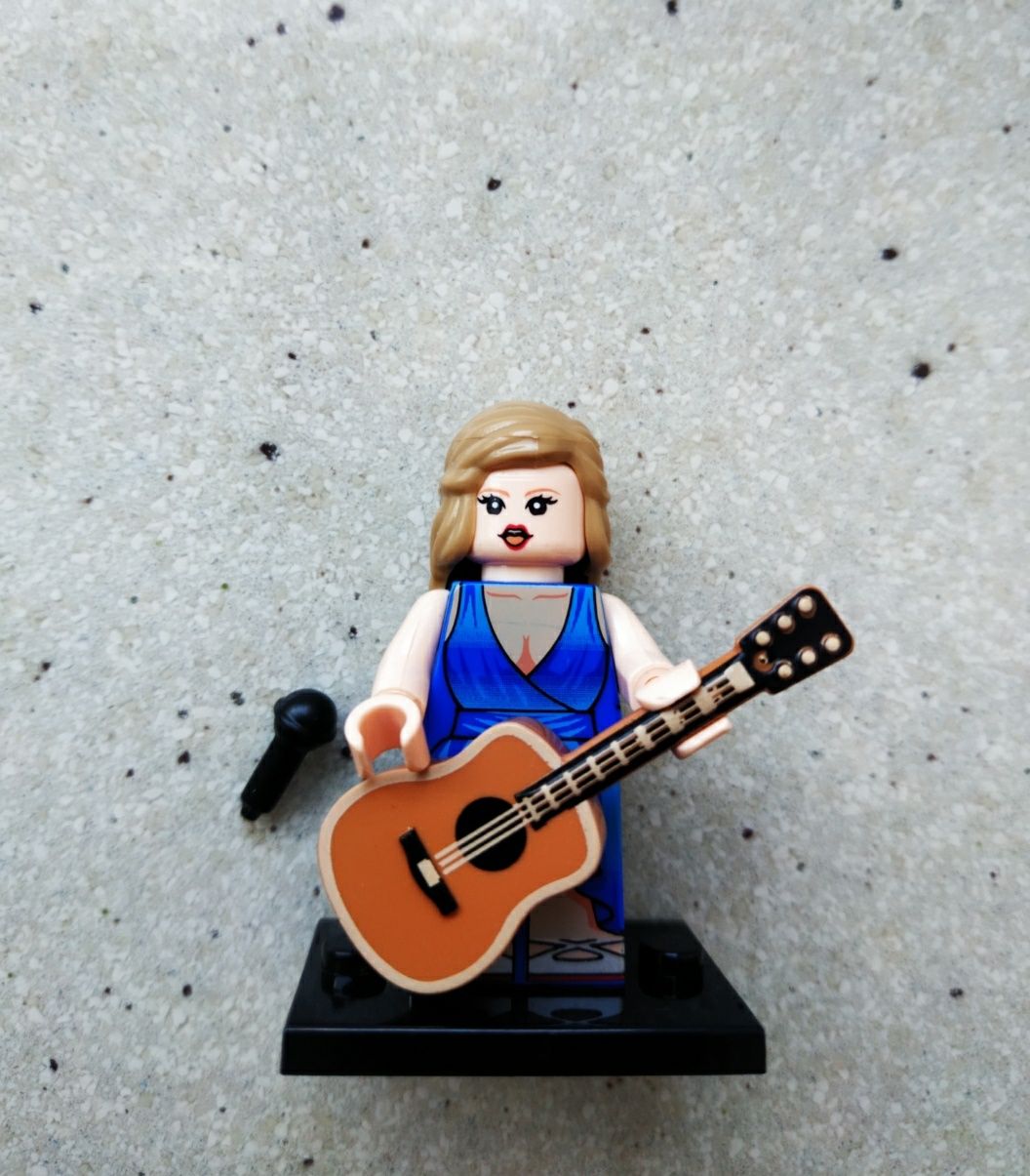 Taylor Swift, minifigurka, figurka, klocki kompatybilne z LEGO