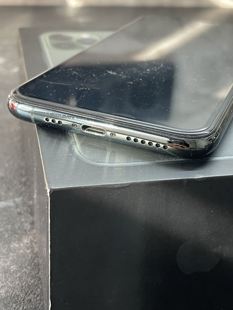 iPhone 11 pro 256