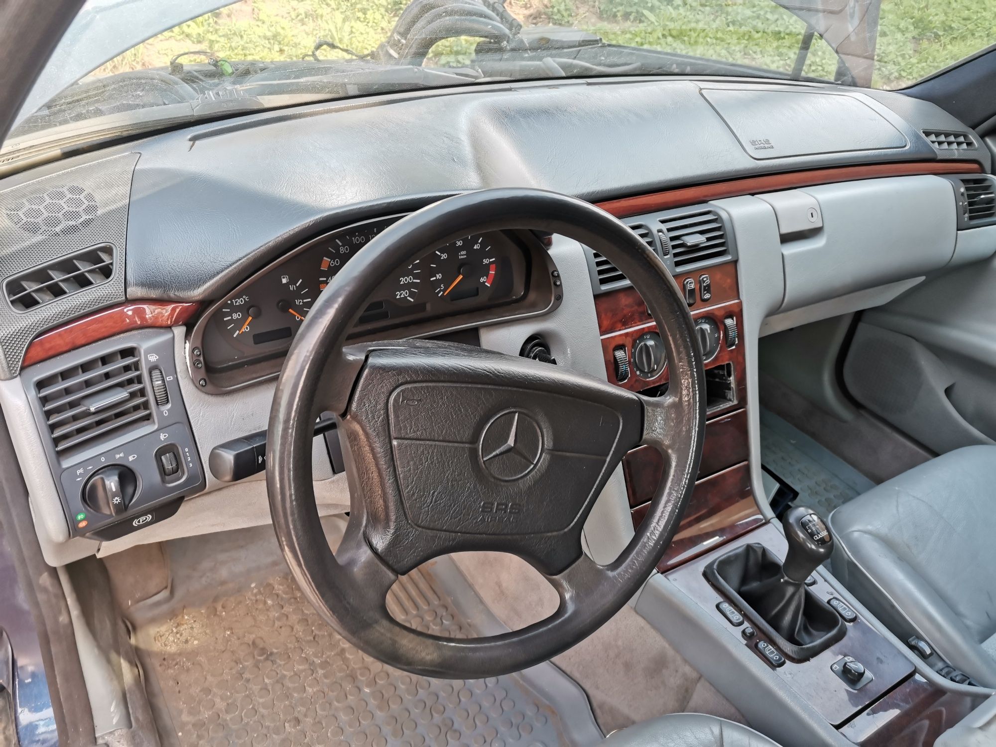 Mercedes W210 E Klassa Classic 1995 2.2D 95KM 360tys km